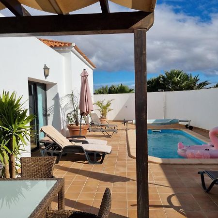 Beautiful Spacious Villa With Private Heated Pool In Lajares Eksteriør bilde