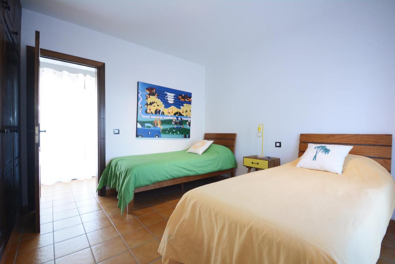 Beautiful Spacious Villa With Private Heated Pool In Lajares Eksteriør bilde