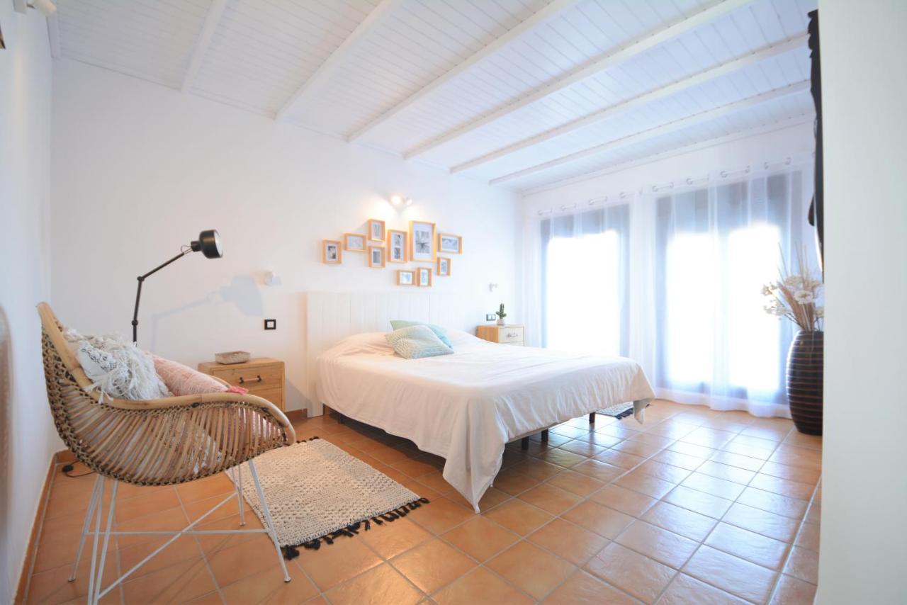 Beautiful Spacious Villa With Private Heated Pool In Lajares Eksteriør bilde