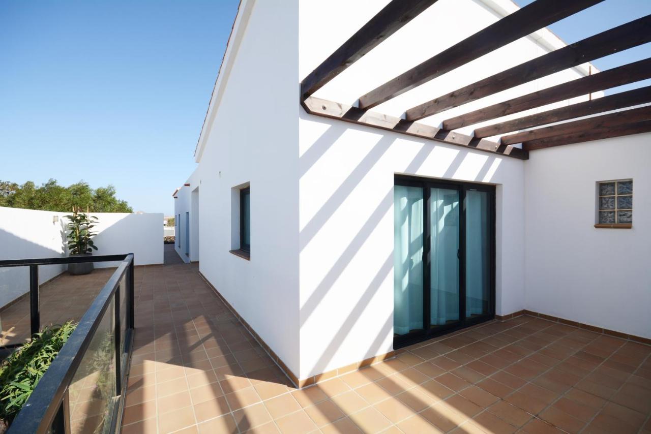 Beautiful Spacious Villa With Private Heated Pool In Lajares Eksteriør bilde