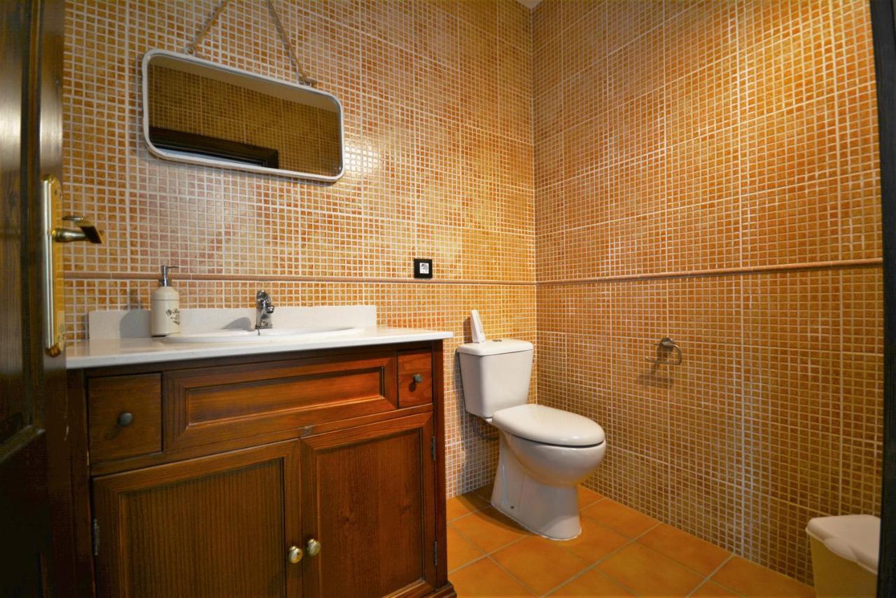 Beautiful Spacious Villa With Private Heated Pool In Lajares Eksteriør bilde
