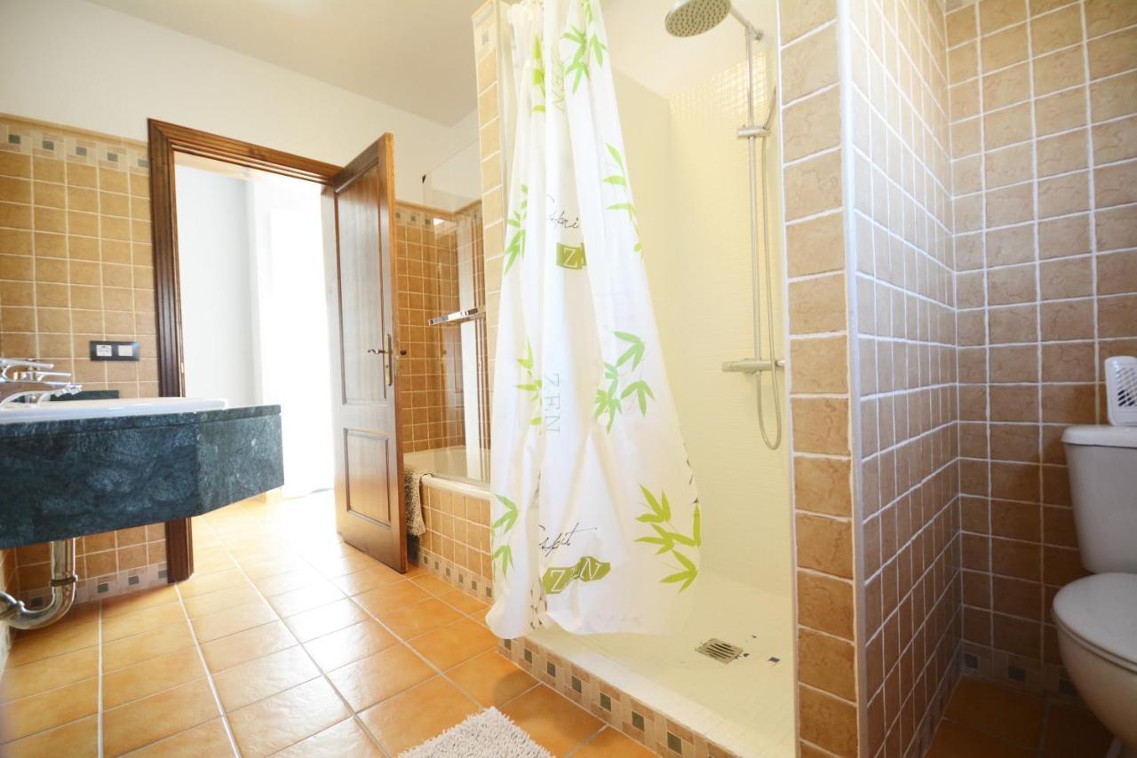 Beautiful Spacious Villa With Private Heated Pool In Lajares Eksteriør bilde